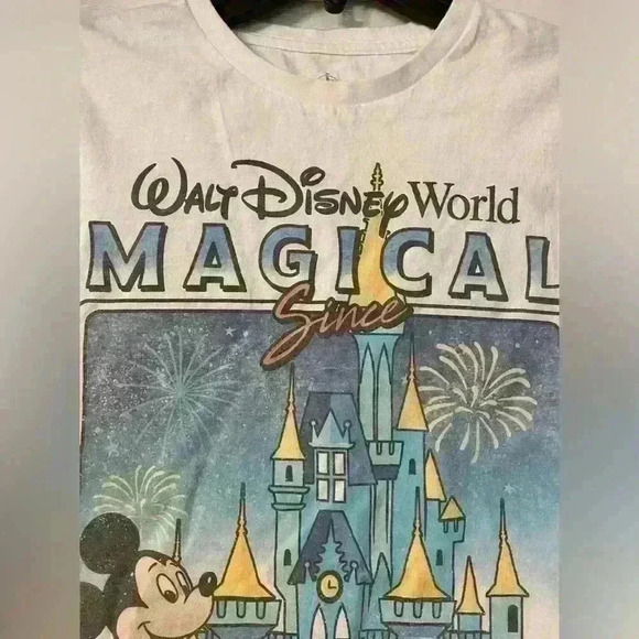 Disney tshirt - Picture 3 of 6
